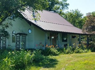 21361 Agency Rd, Danville, IA 52623