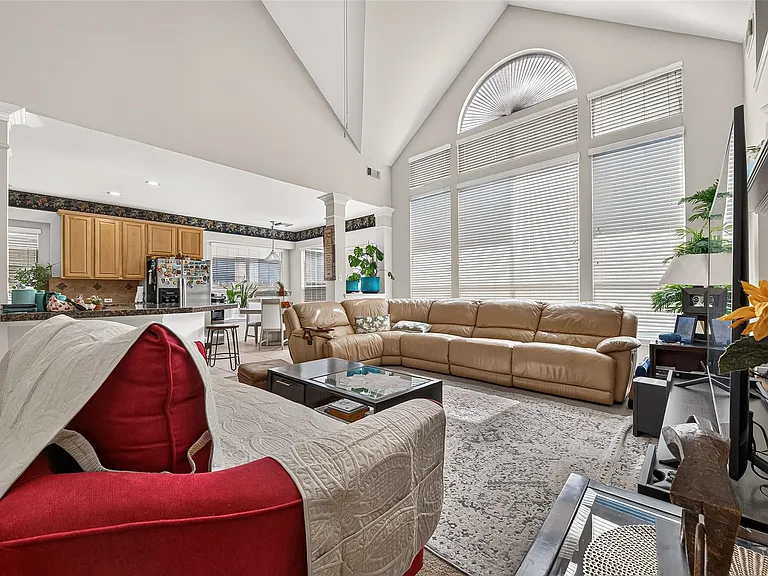 214 Kentwood Ridge Ct — Photo 18
