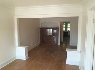 2076 S Muskego Ave, Milwaukee, WI 53204