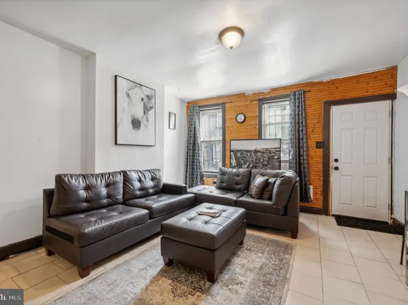 3316 Waterloo St, Philadelphia, PA 19140