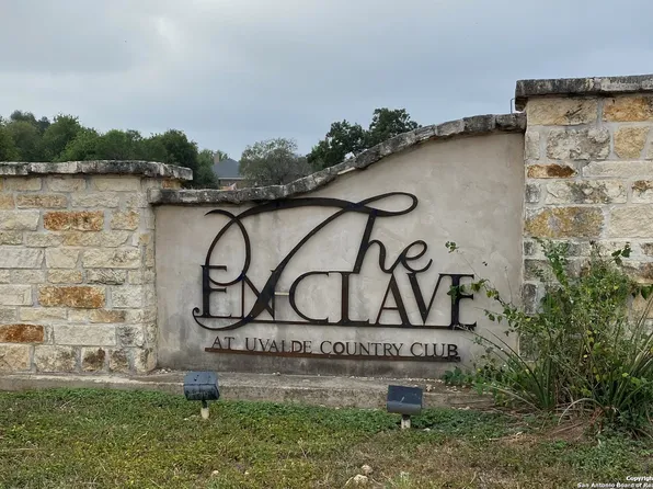 208 Country Club Ln Lot #3 LOT 13805, Uvalde, TX 78801