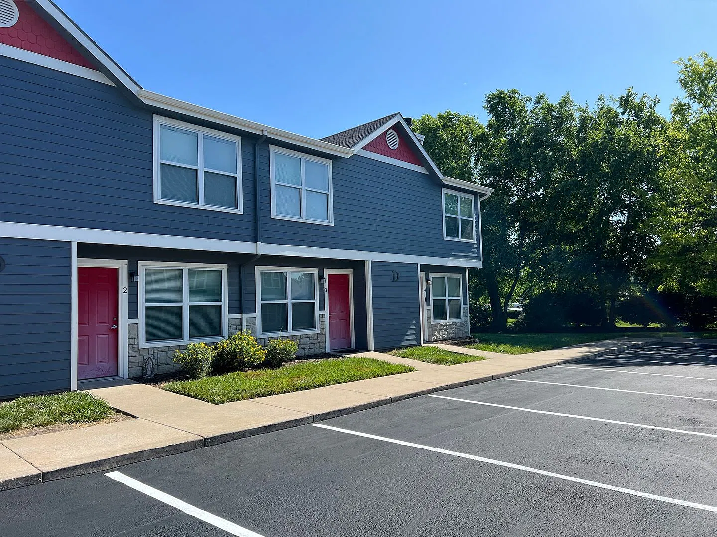 Updated Townhome, Great Location — Photo 1