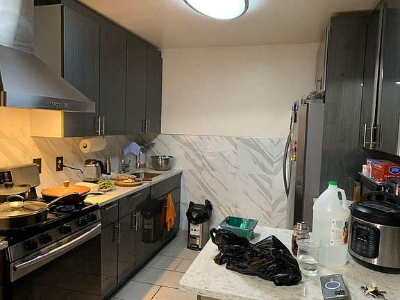 5th image of 3239 Philip Ave APT 3
