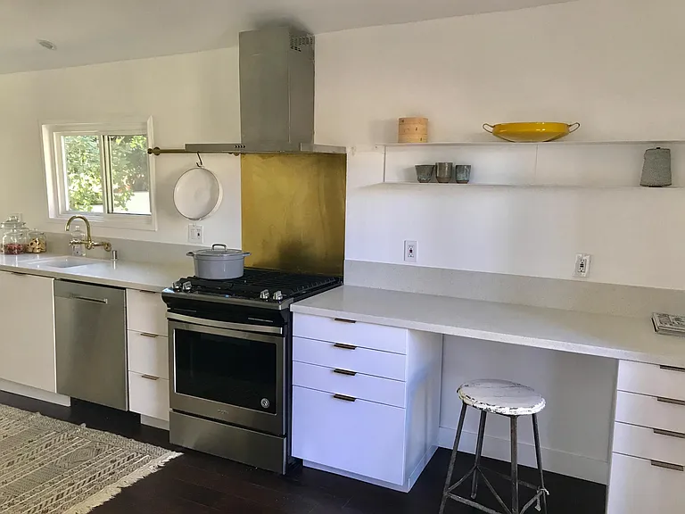 337 Marie Ave — Photo 6