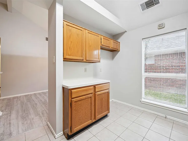 20323 Pinefield Ln — Photo 12