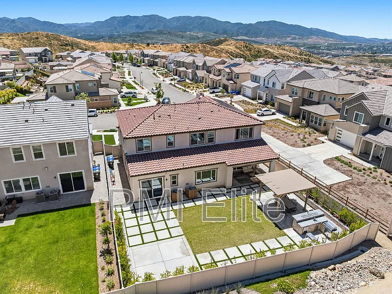 28657 Windbreak Ter — Photo 8