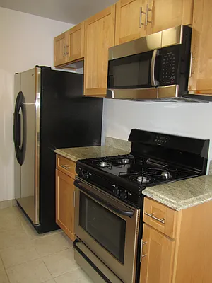 Rented by Beekman Street Realty | media 27