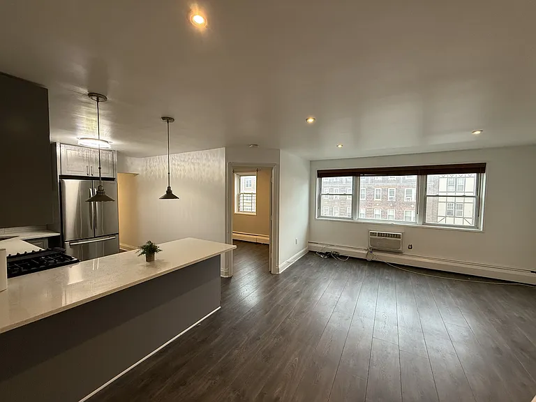 6010 Kennedy Blvd E #47 — Photo 3