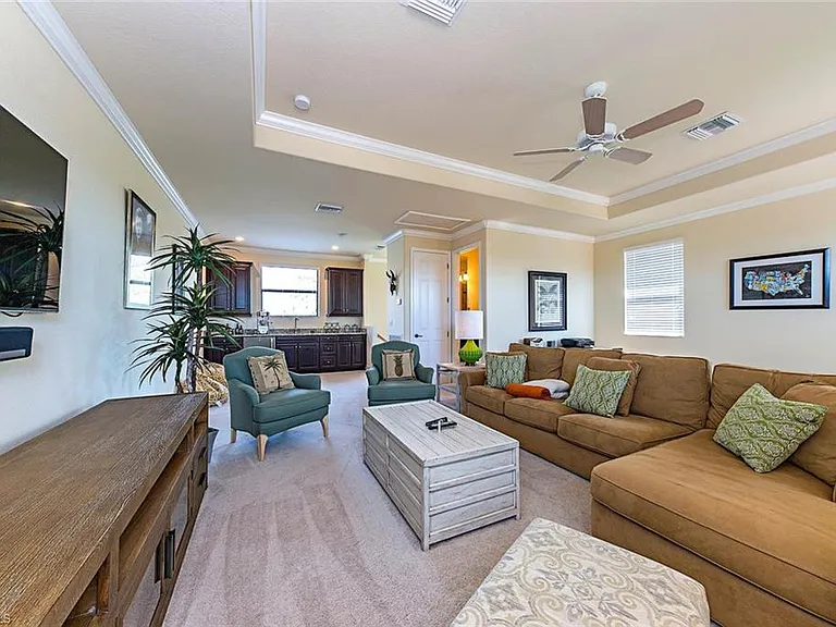 9560 Firenze Cir — Photo 13