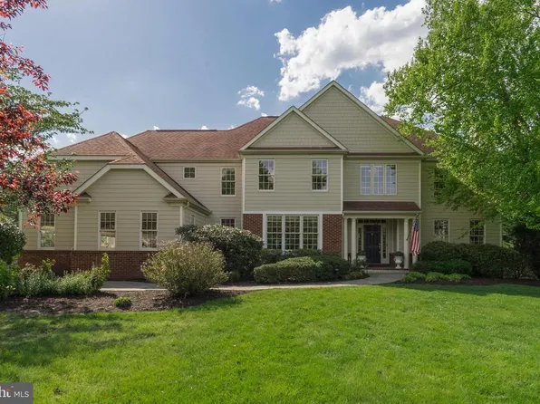 42 Thornbird Way, Newtown Square, PA 19073