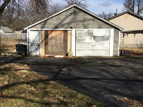 South side 2 car garage