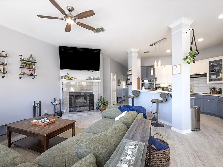 129 Wamel Way — Photo 10