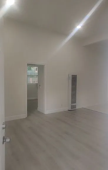 1333 S Park Ave — Photo 8