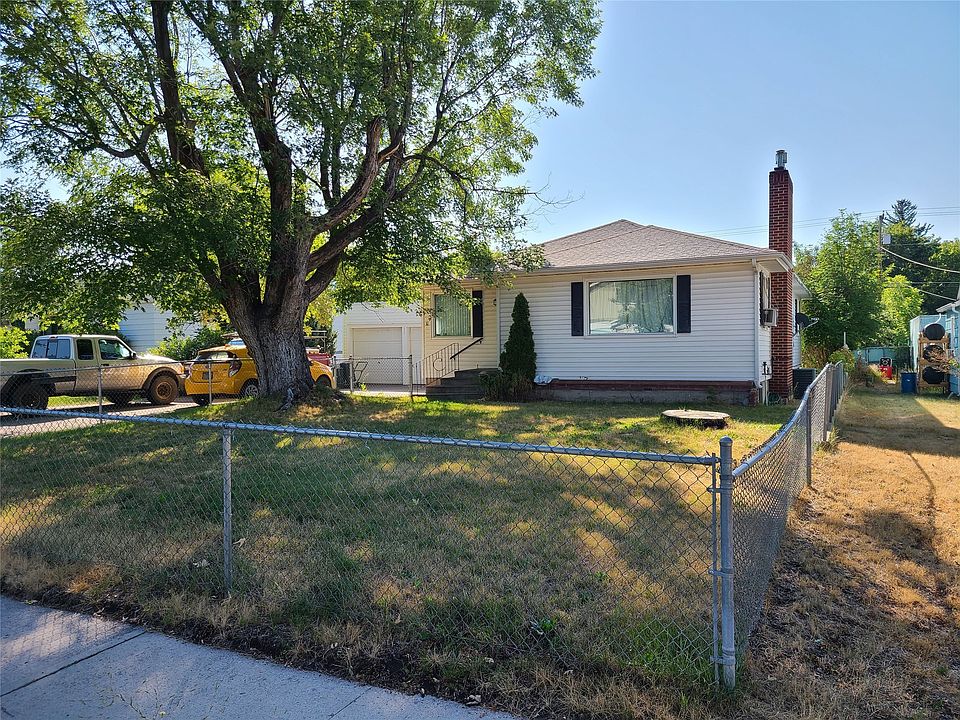 1st image of 806 Longstaff St
