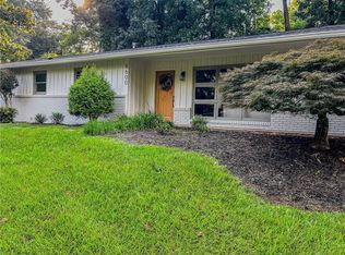 6600 Bridgewood Valley Rd, Sandy Springs, GA 30328