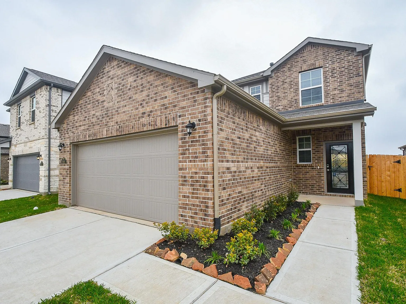 4 bed, 2.5 bath, 2003 sqft, $2,650 — Photo 3