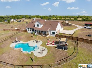 1950 Old Kelley Rd, Lockhart, TX 78644