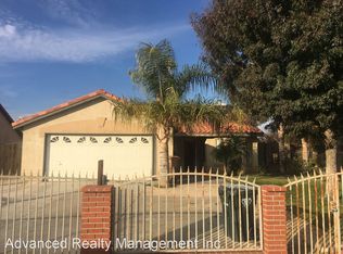 708 Berkshire Rd, Bakersfield, CA 93307