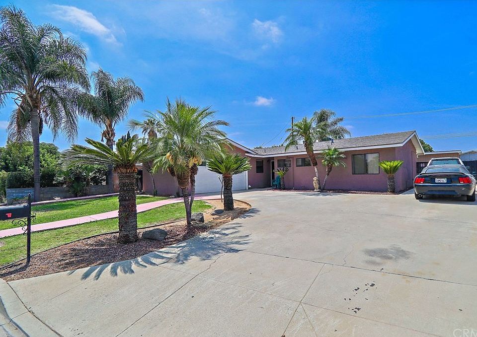 1st image of 1455 Sandia Ave