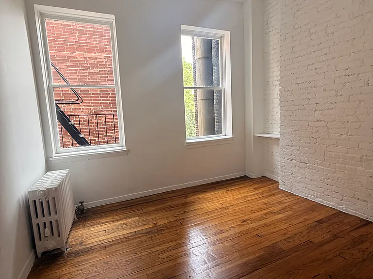 158 1st Ave #6 — Photo 5