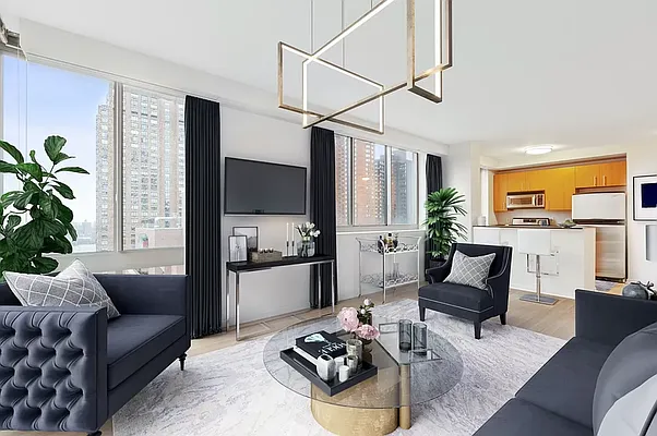 Rented by Greystar | media 2