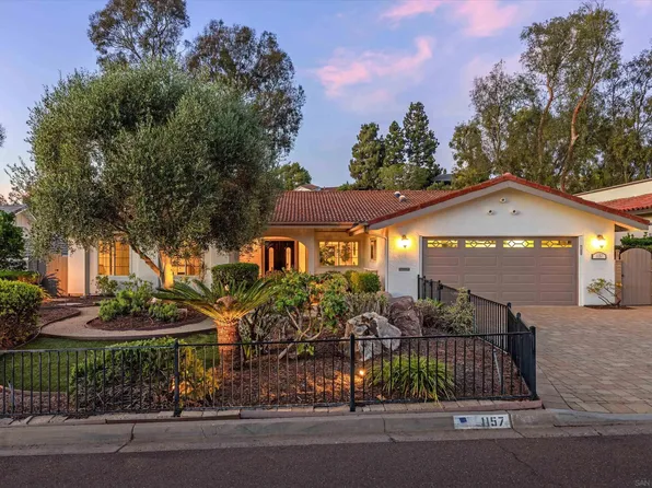 1157 San Pablo Dr, San Marcos, CA 92078