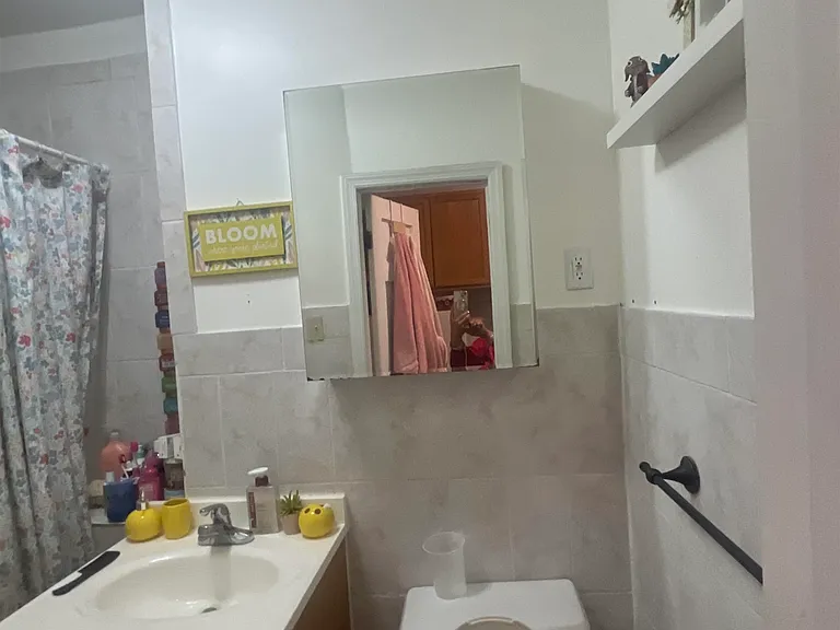 2518 Bergenline Ave — Photo 3
