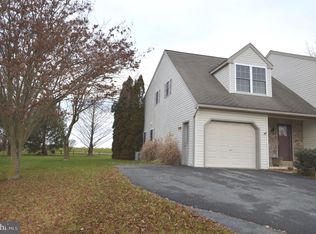 304 Clay Rd, Lititz, PA 17543