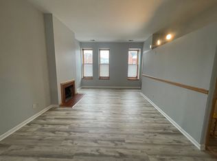 2319B Hickory St #B, Saint Louis, MO 63104