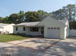 47 Chapman Blvd, Somers Point, NJ