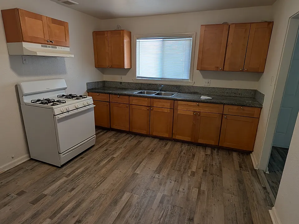 316 W Kettering St #318