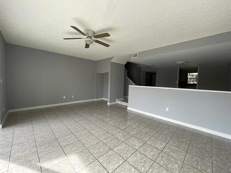 20511 NW 15th Ave #4 — Photo 7