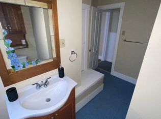 30 Hanover St FLOOR 3, West Springfield, MA 01089