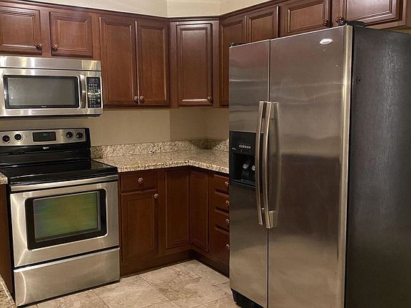 5th image of 5704 E Aire Libre Ave Unit 1065