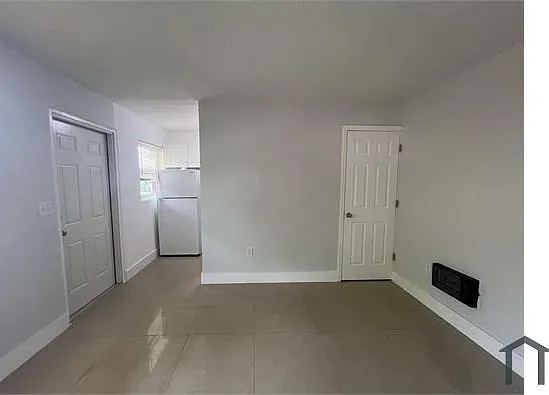 1285 NW 60th St #5 — Photo 13