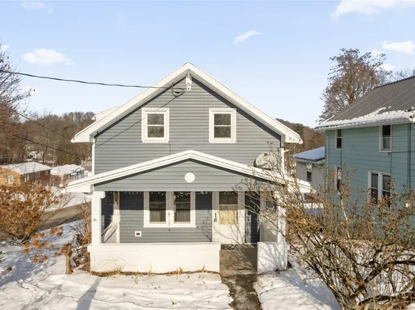 916 Wallace St, Endicott, NY 13760