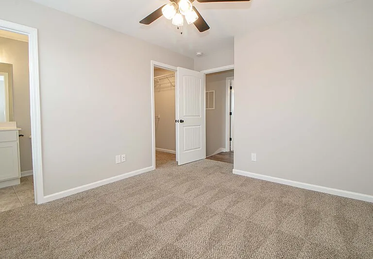 1115-I3 Hillwood Dr — Photo 13
