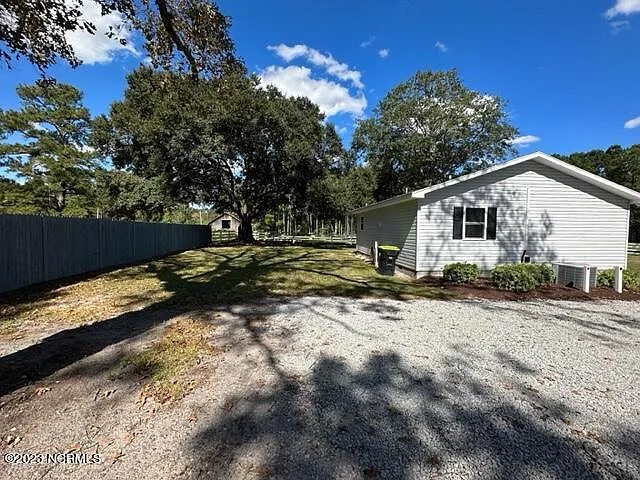 2 bed, 1.0 bath, $1,700 — Photo 3