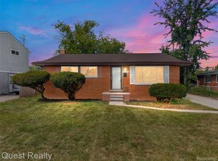 29439 Everett St, Southfield, MI 48076