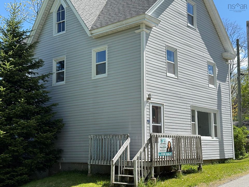 1st image of 75 Cove Rd