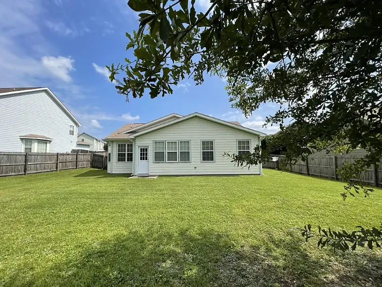 316 Peoria Blvd — Photo 2