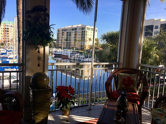 rear lanai marina view