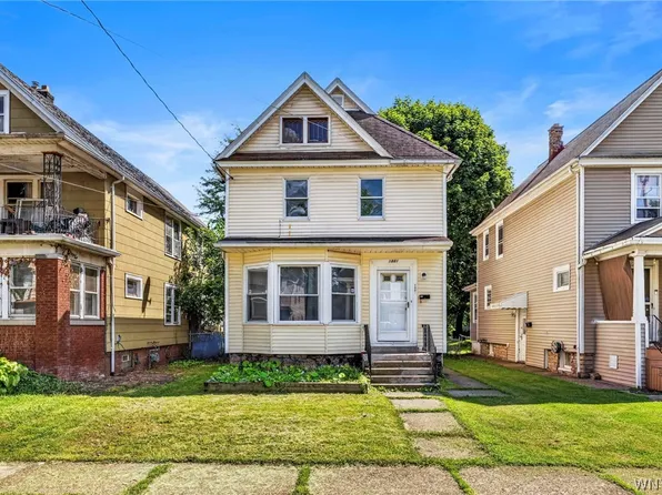 1881 Willow Ave, Niagara Falls, NY 14305