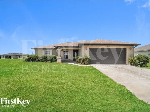 2237 Tropicana Pkwy W, Cape Coral, FL 33993
