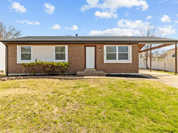 3520 Fleet Ln, Saint Charles, MO 63301