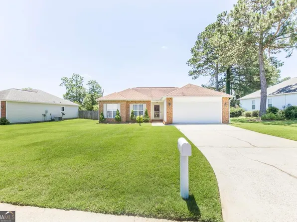 113 Castle Pines Dr, Bonaire, GA 31005