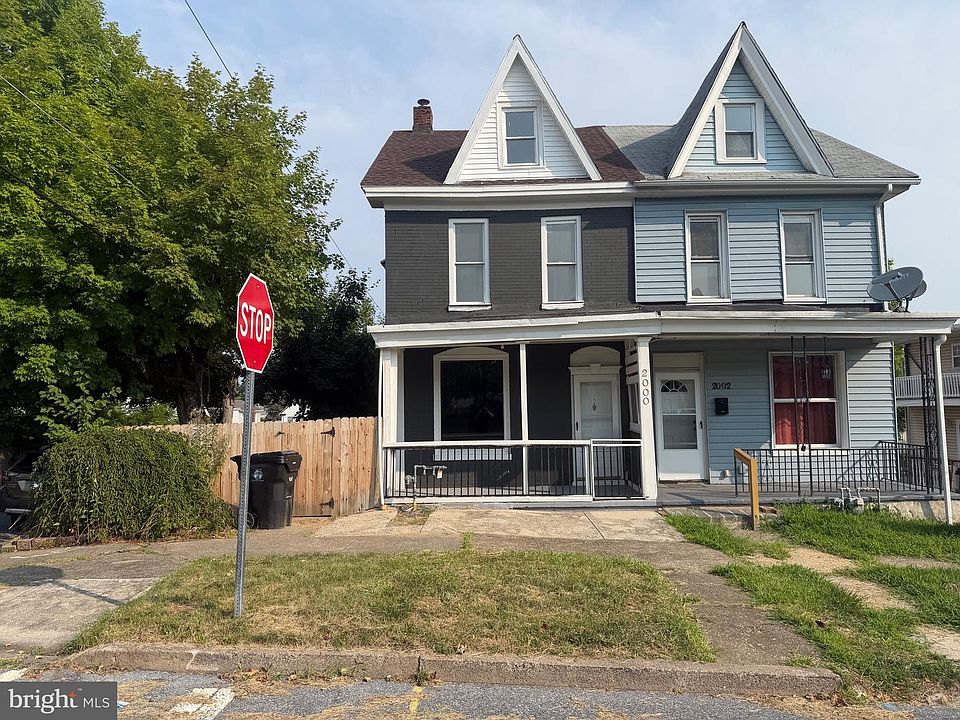 1st image of 2000 Forster St