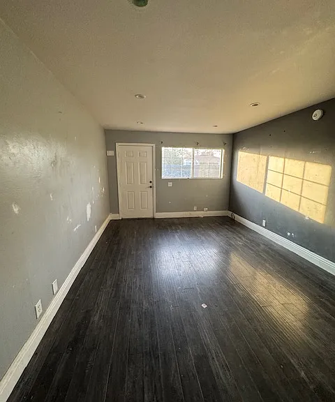 305 Crawford St #B — Photo 3