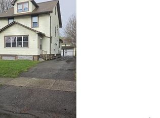 211 Grafton St, Rochester, NY 14621