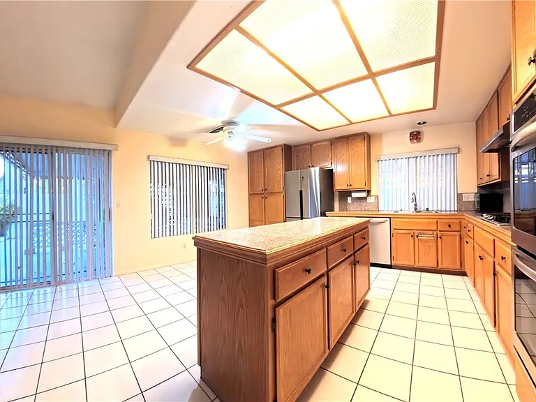 4844 Jadero Dr — Photo 12